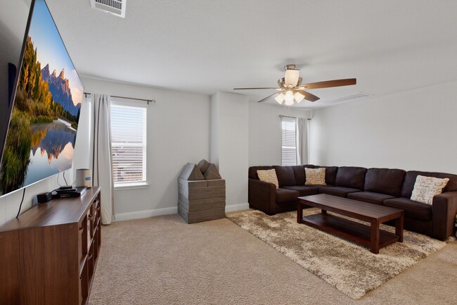 Building Photo - 8439 Knapp Rise