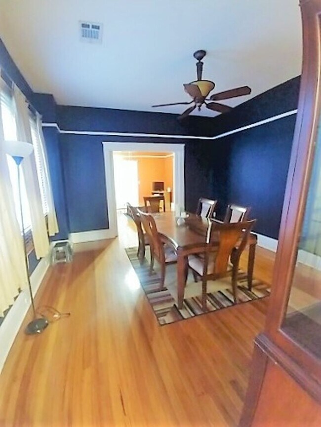 Building Photo - 3112 Napoleon Ave