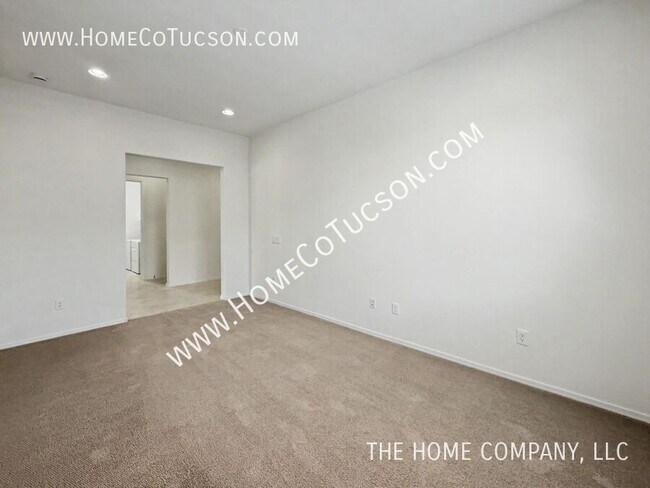 Building Photo - 38628 S Running Roses Ln
