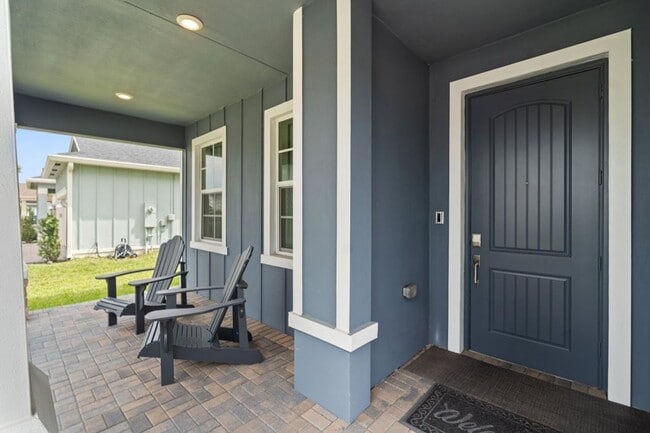 Building Photo - 1120 Haywagon Trl