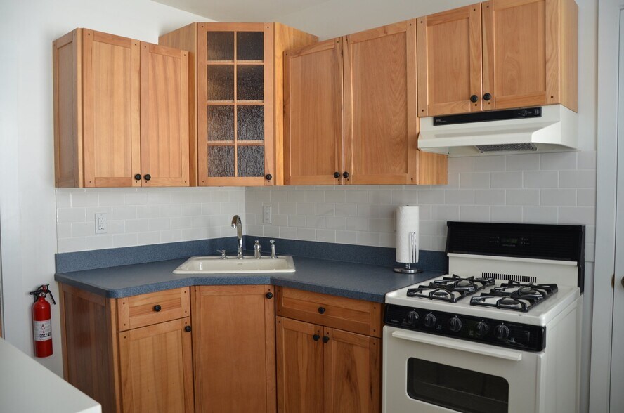 Building Photo - 21 Cleveland St