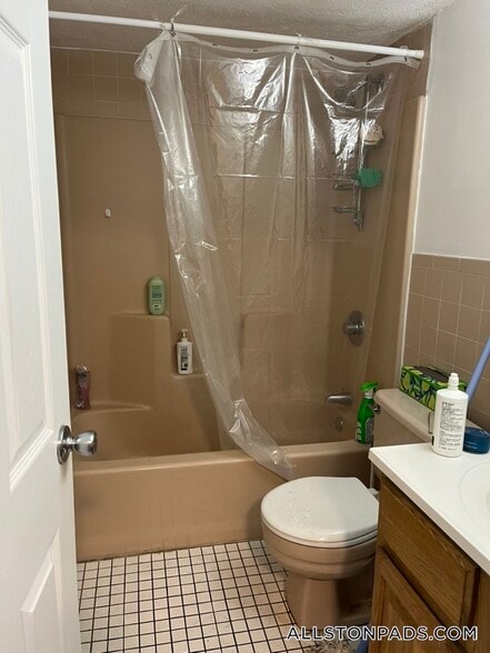 Building Photo - 80 Gardner St