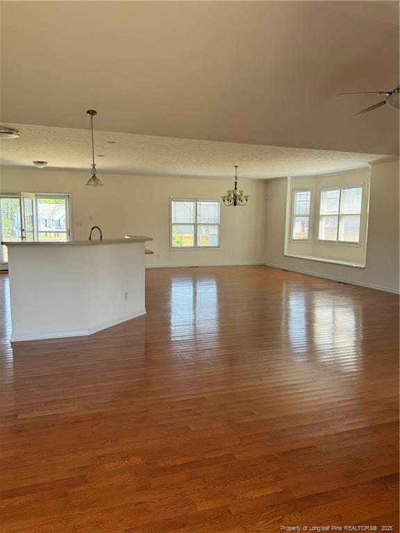 Building Photo - 655 Plantation Dr