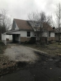 Building Photo - 716 N 18th St
