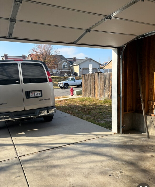 Building Photo - 6189 Dewdrops Dr