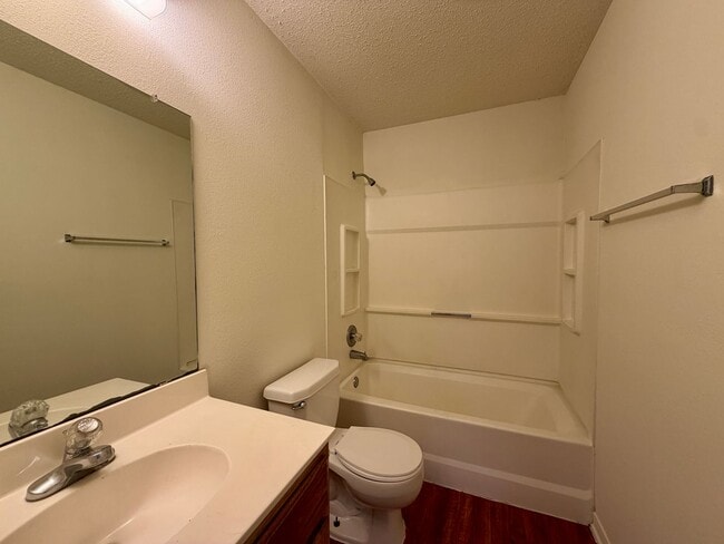 Building Photo - Duplex