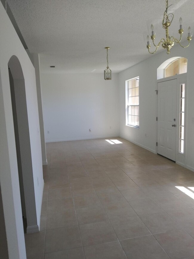 Building Photo - 6540 Addie Ave