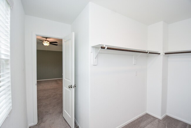 Building Photo - 22707 Bolanzo Ln