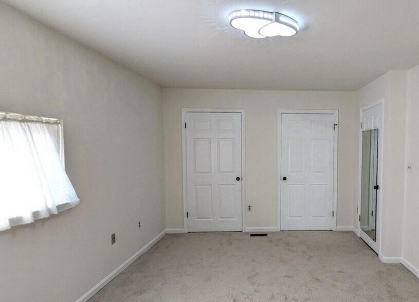 Building Photo - 2131 Dominion Heights Ct