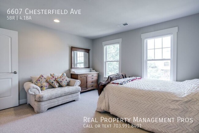 Building Photo - 6607 Chesterfield Ave