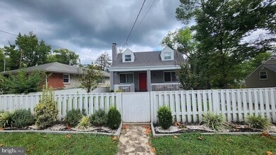 Building Photo - 6223 58th Ave