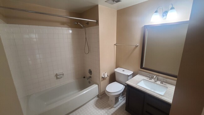 Building Photo - 2163 Whisper Way