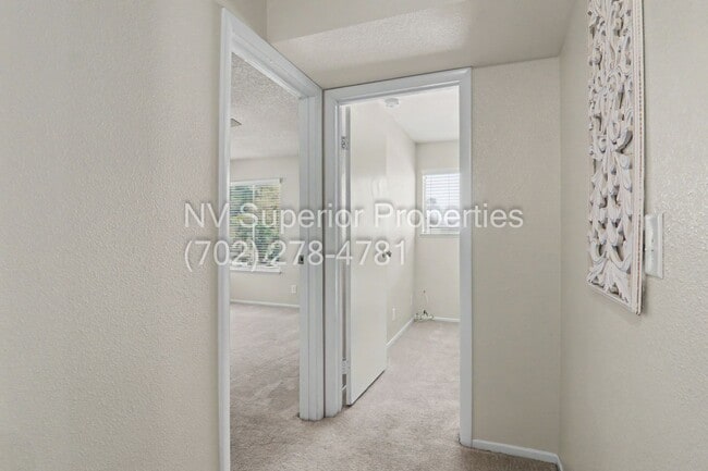 Building Photo - SE!! Close to UNLV!! 2 Bedroom 2 story!! 1 Car Carport!! Fully Furnished!! Community Pool!! and T...