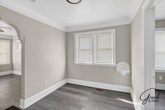 Building Photo - 14541 Kentfield St