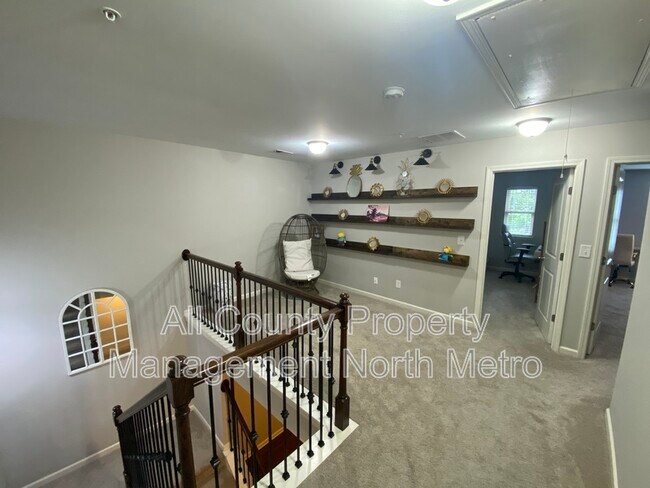 Building Photo - 3371 Castleberry Village Cir