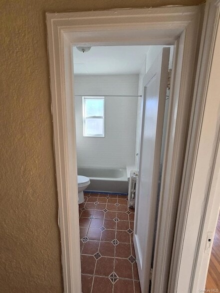 Building Photo - 92-02 69th Ave