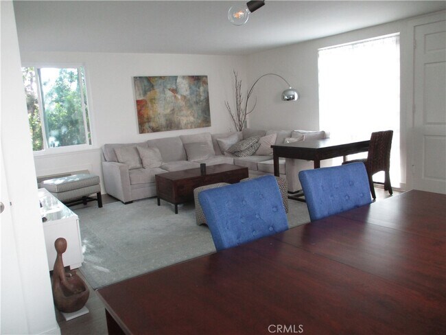 Building Photo - 348 Avenida Sevilla
