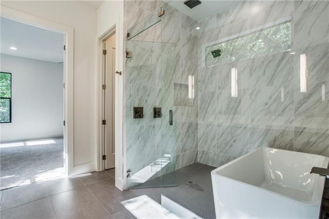 Building Photo - 4631 Manett St