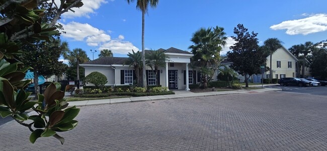 Building Photo - 10636 Regent Square Dr