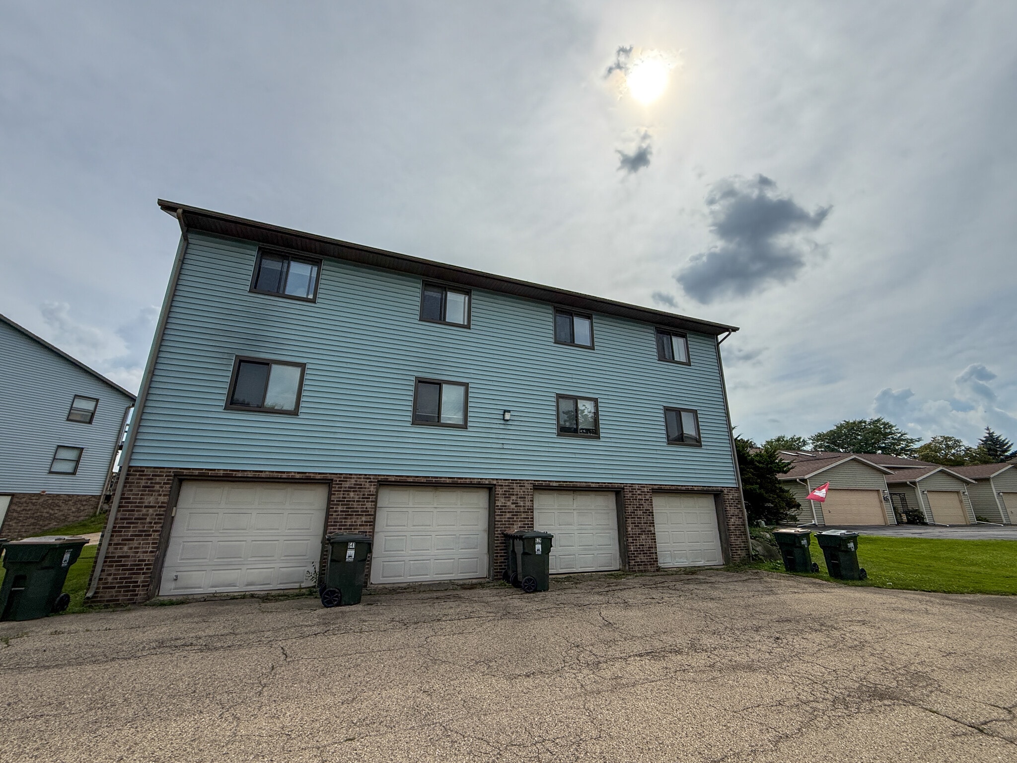 Building Photo - 639 Galena Ct