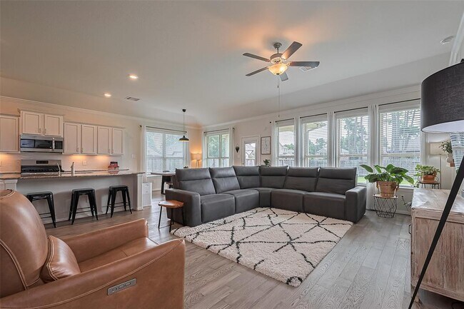 Building Photo - 16886 Ramsay Cascades Dr