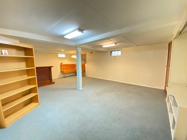 Building Photo - 6 Underhill Ave