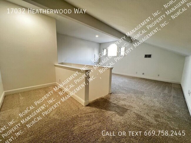 Building Photo - 17032 Heatherwood Way
