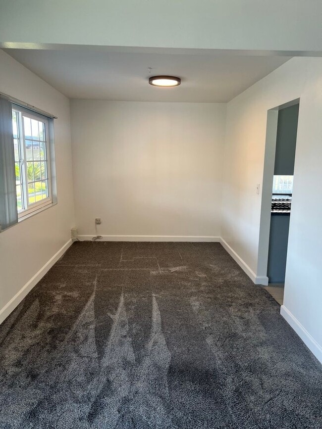 Building Photo - Spacious 2-Story House in Whittier