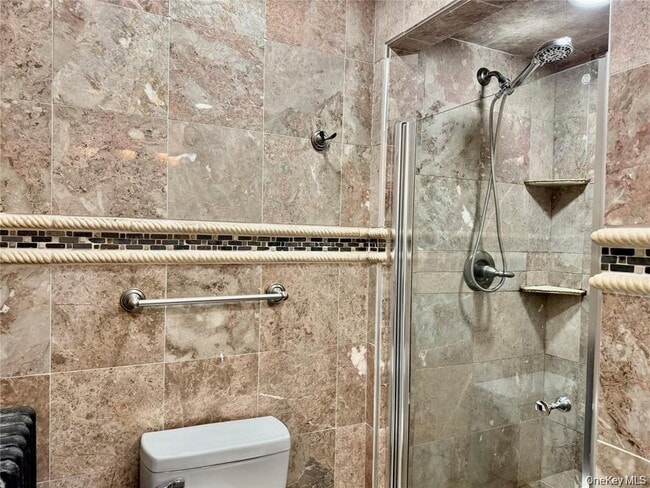 Building Photo - 73 Watkins Ave