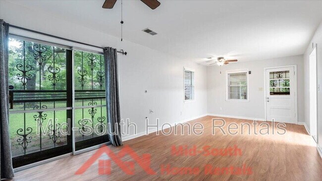 Building Photo - 4515 Flamingo Rd