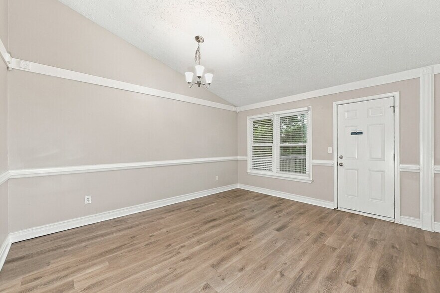 Building Photo - 235 Grayland Creek Dr