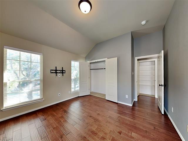 Building Photo - 229 Carrington Ln