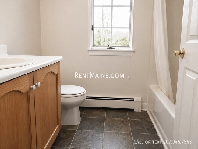 Building Photo - 307 Garland St