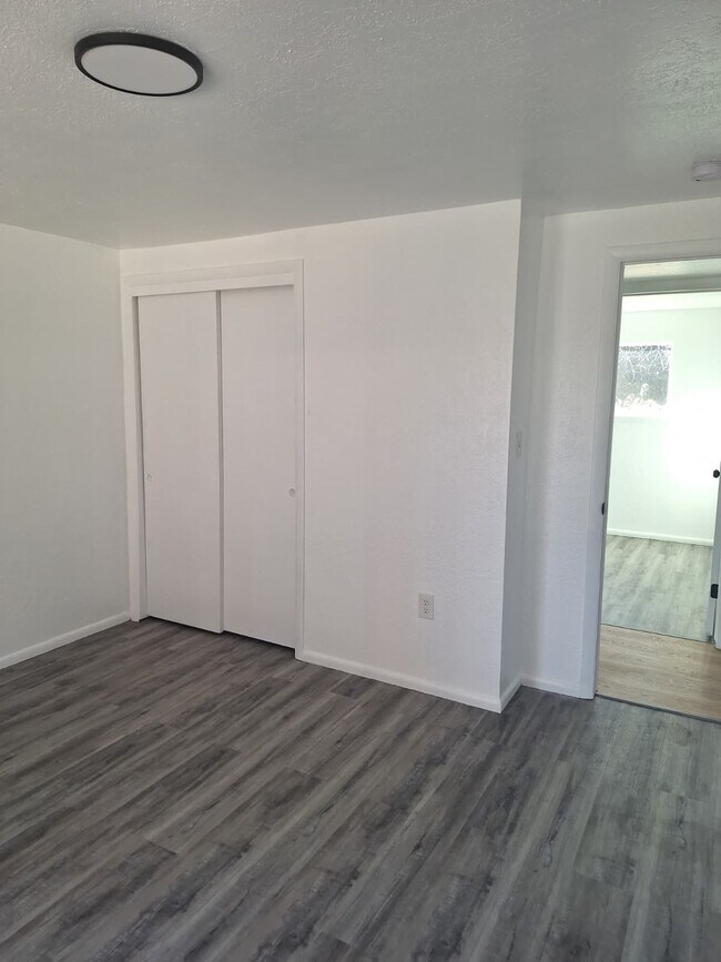 Building Photo - Roy 4-plex 2014