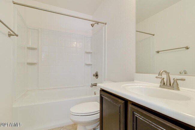 Building Photo - 1705 W Pelican Dr
