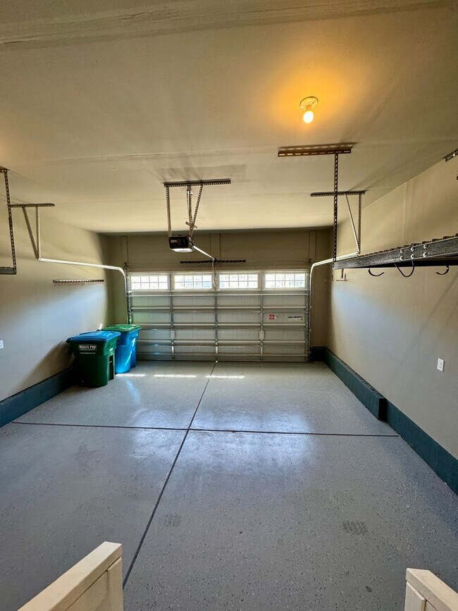 Building Photo - Beautiful, 3BR/3BA, Ranch with Bonus Room in Harrisburg