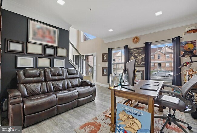 Building Photo - 17304 Summerwood Ln