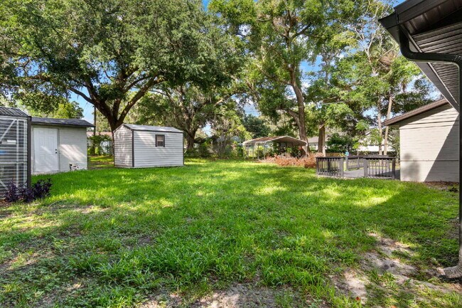 Building Photo - 3BR Home on Oversized Lot with Shed & Greenhouse