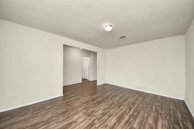 Building Photo - 25827 Kinship Ct