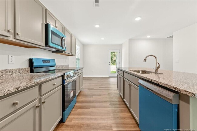 Building Photo - 438 Windermere Dr