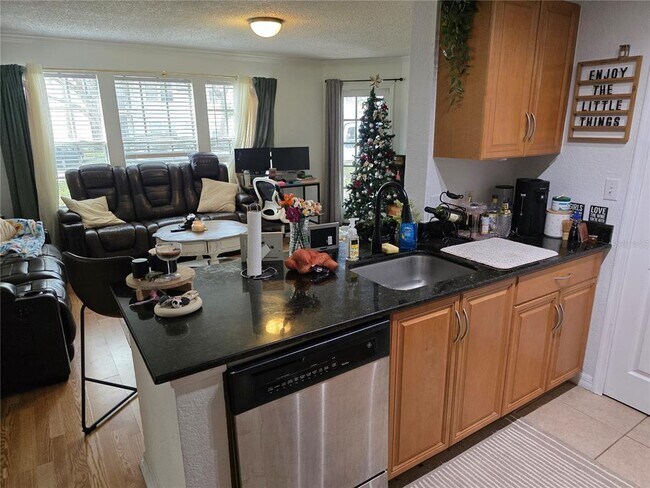 Building Photo - 3301 Haviland Ct