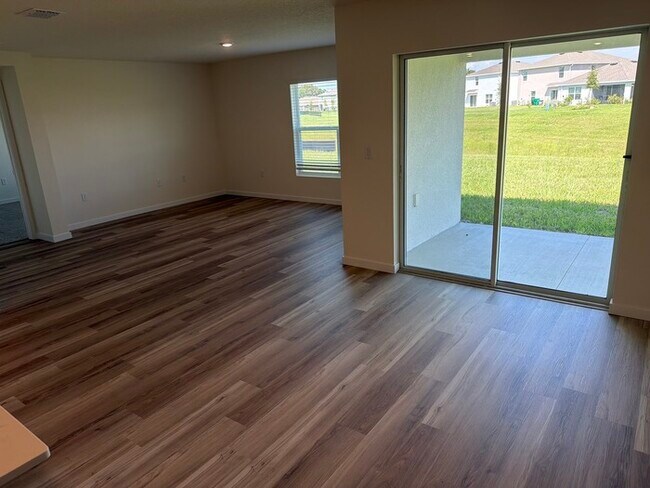 Building Photo - WILDWOOD NEW CONSTRUCTION