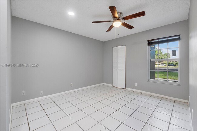 Building Photo - 5850 NW 57th Ave