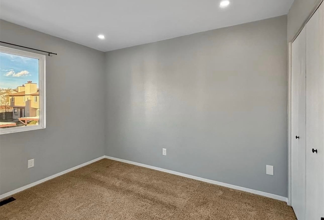 Building Photo - 3033 Starlight Cir