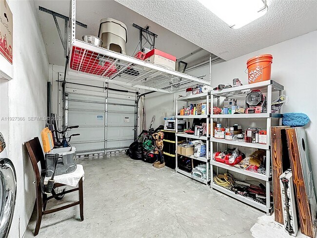 Building Photo - 5955 SW 99th Terrace