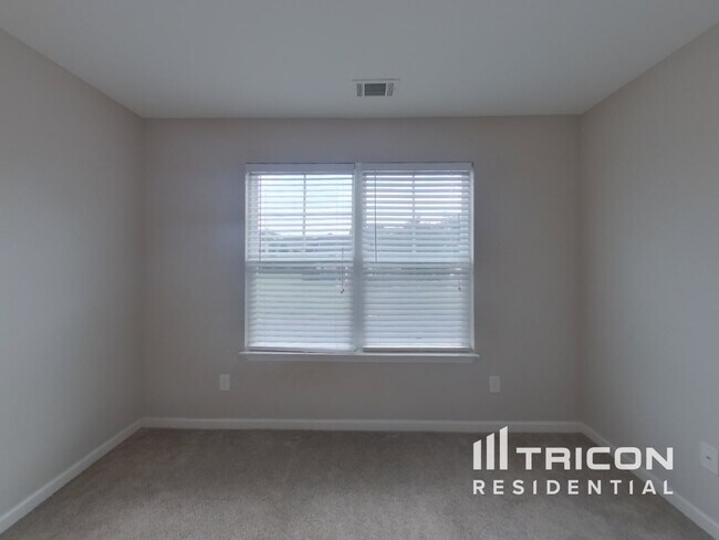 Building Photo - 403 Royalston Ct