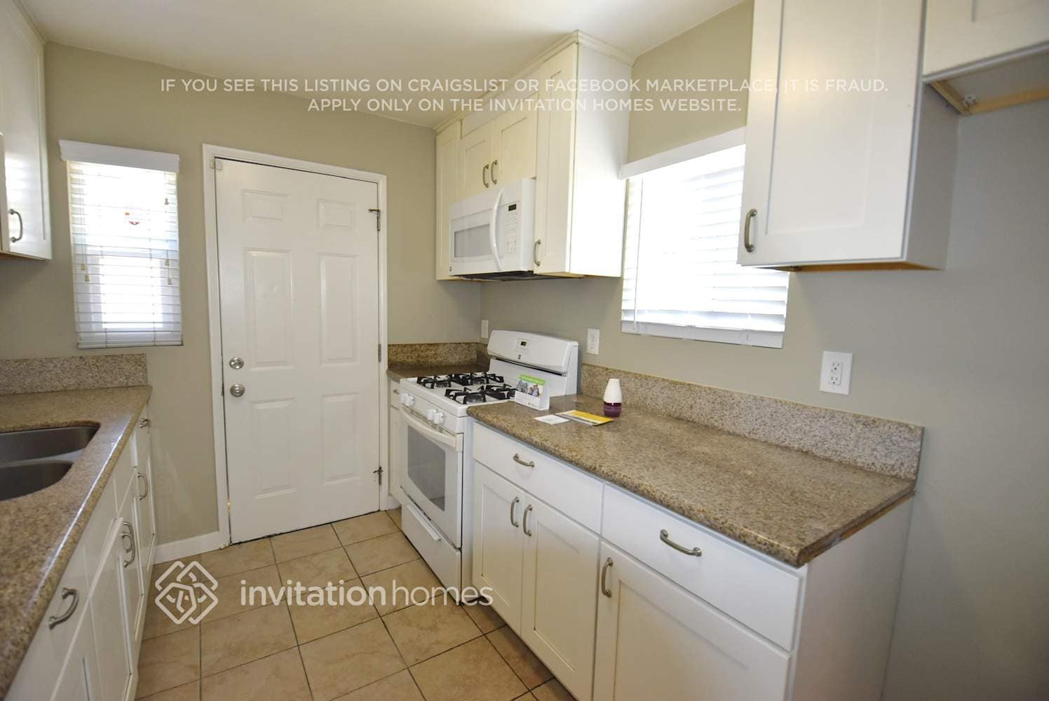 Building Photo - 2010 N Corlett Ave