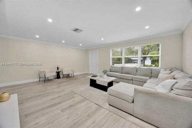 Building Photo - 11401 SW 81st Rd