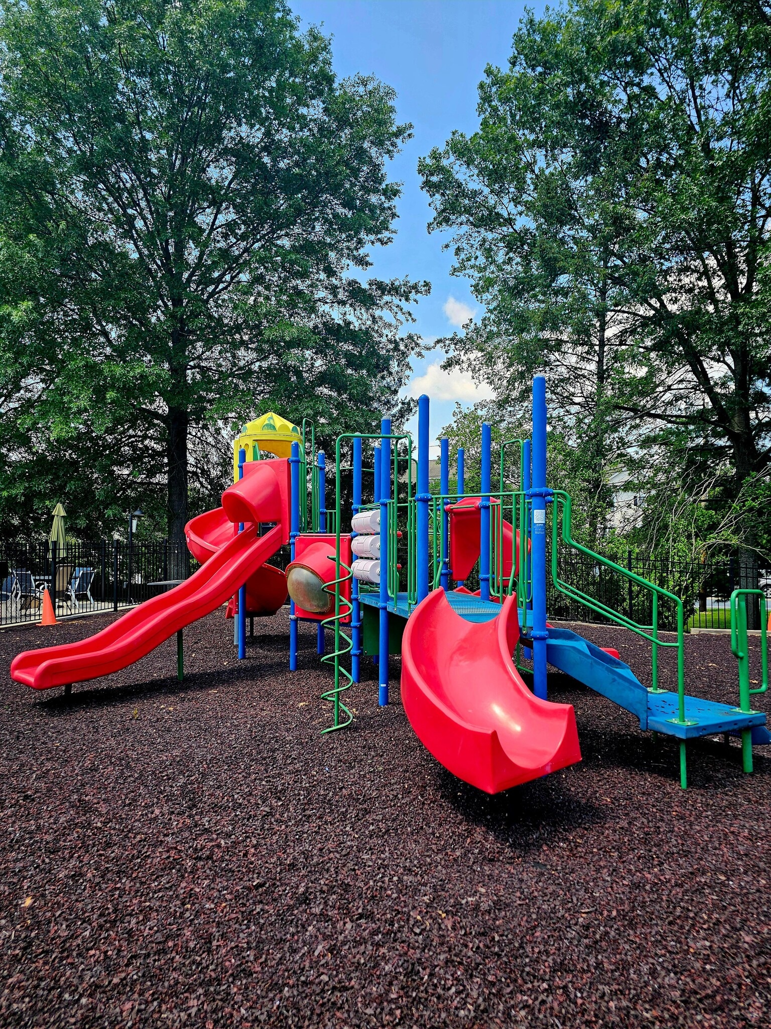 Building Photo - 1990 Mattis St