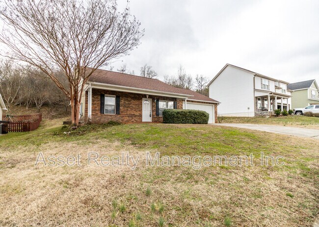 Building Photo - 624 Drakewood Rd